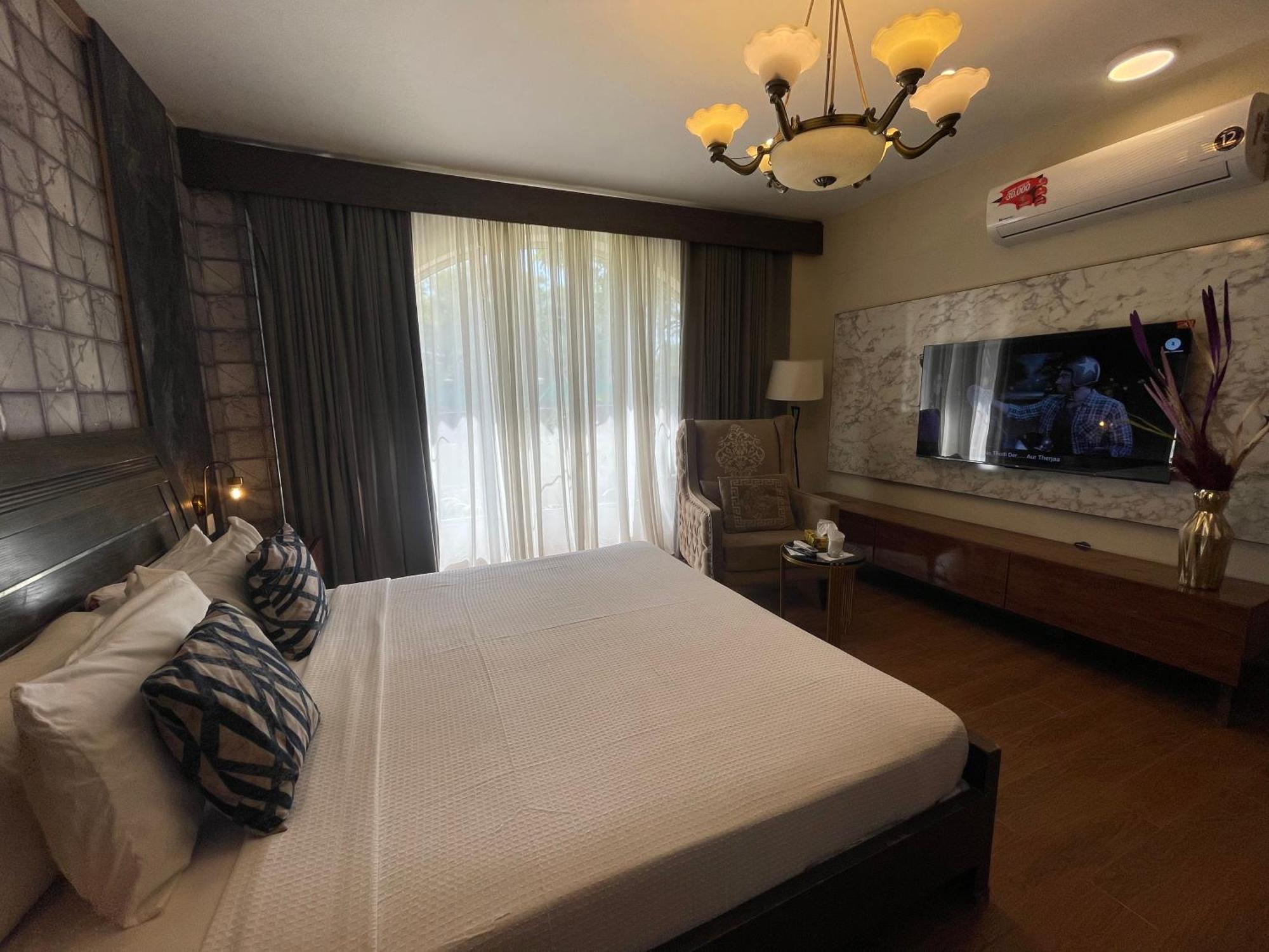 The Life Style Lodges Opp Centaurus Mall Islamabad Eksteriør billede